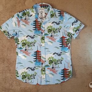 Men's size medium color button-down t-shirt Firefly lootwear dinosaurs Asian 🪿
